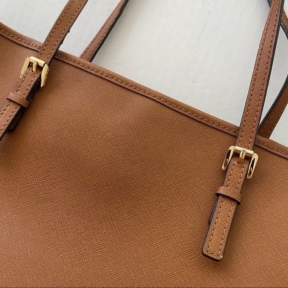 MICHAEL KORS Women’s O/S Camel Brown Medium Leather Tote Purse - Picture 7 of 12